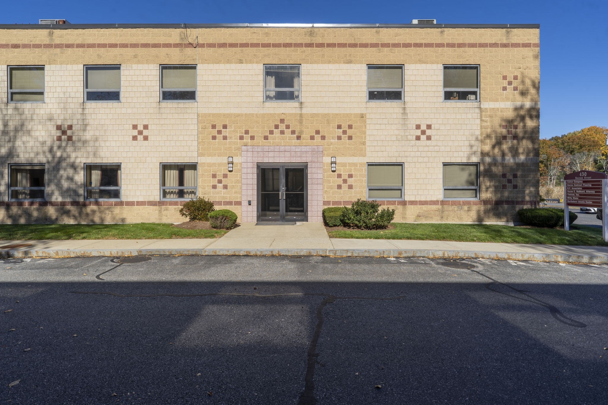 430 Boston Street, Topsfield, Massachusetts 1216